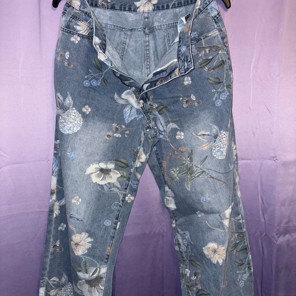 SHEIN Floral Denim Women's Jeans